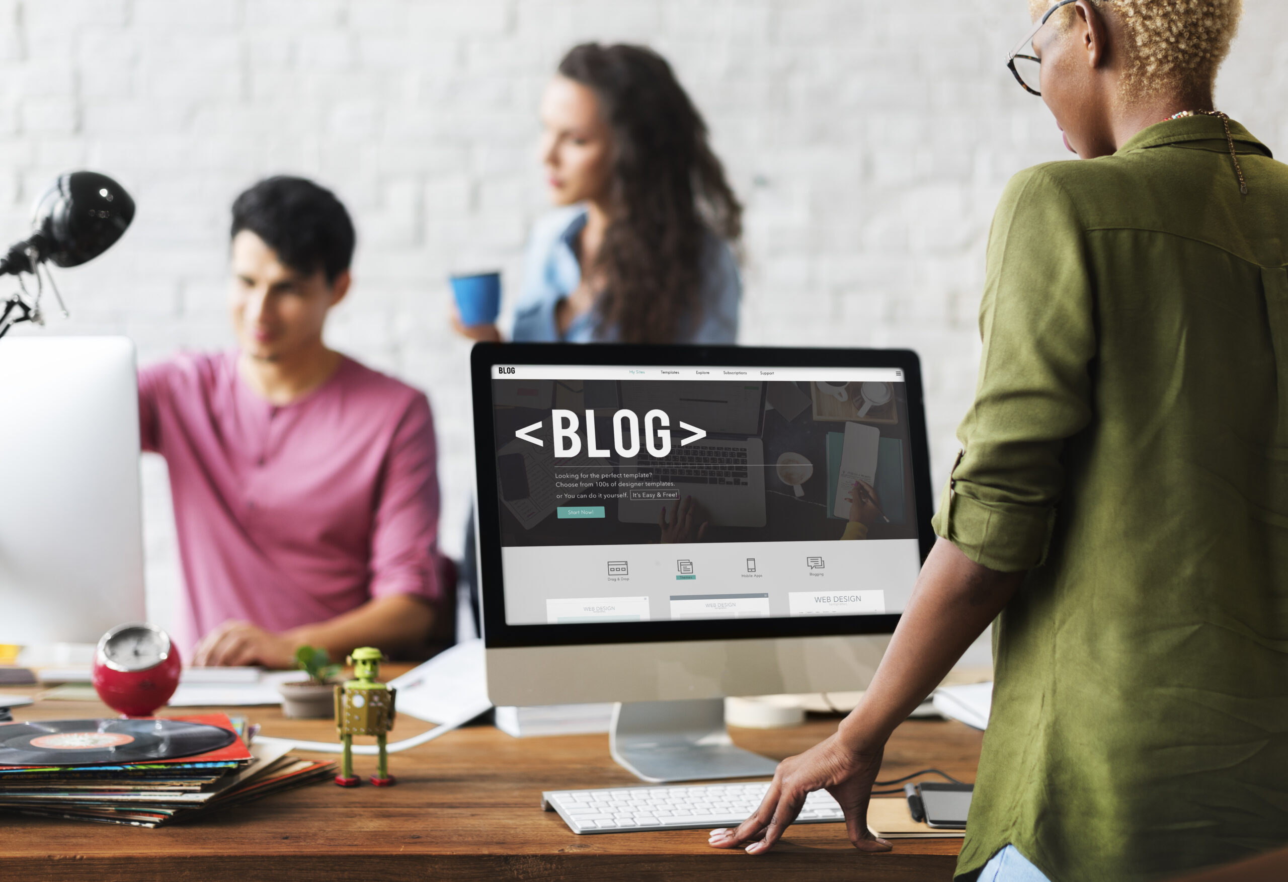 editorial team preparing to write blogs